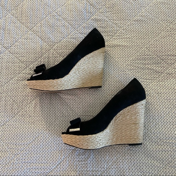 MICHAEL KORS WEDGES, Size 8 1/2 - Picture 4 of 12